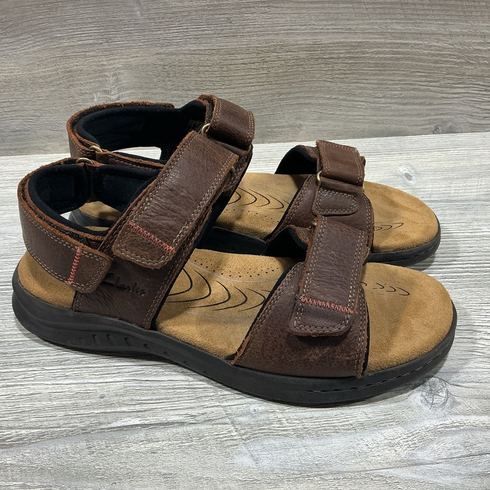 Clarks Hapsford Creek Mens Size 8 M Brown Classic Beach Outdoor Leather Sandals